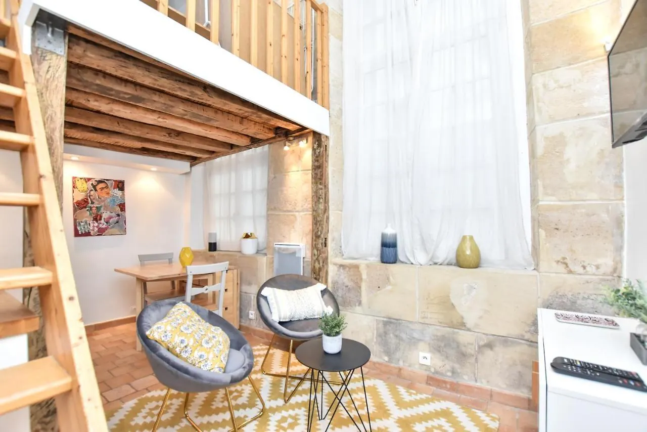 Daire Splendid Duplex - 1br-2p - Notre Dame-ile St-louis